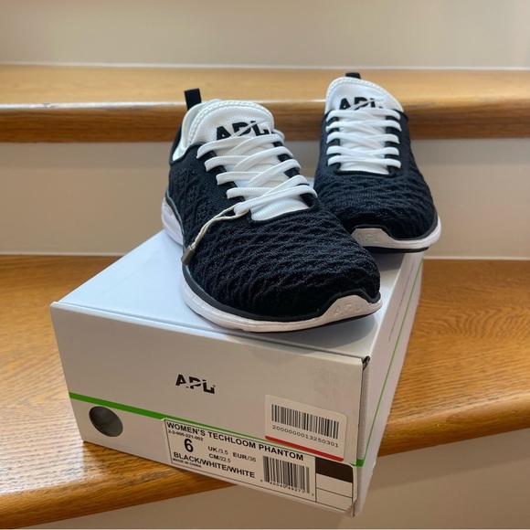 NWT APL Phantom Running Shoes Athletic Propulsion Labs Sneakers Black / white - Picture 7 of 16
